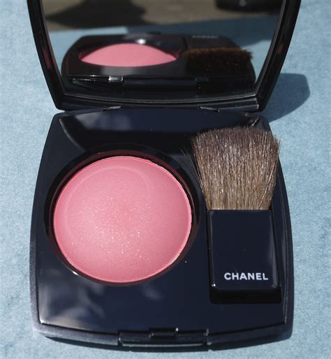 rose initiale chanel blush|Chanel joues contraste blush.